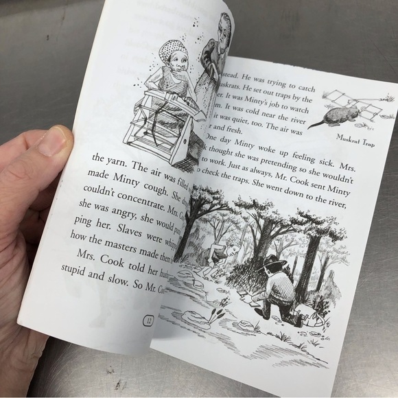 Who Was Harriet Tubman? by: Yona Zeldis McDonough, paperback book - Picture 4 of 6